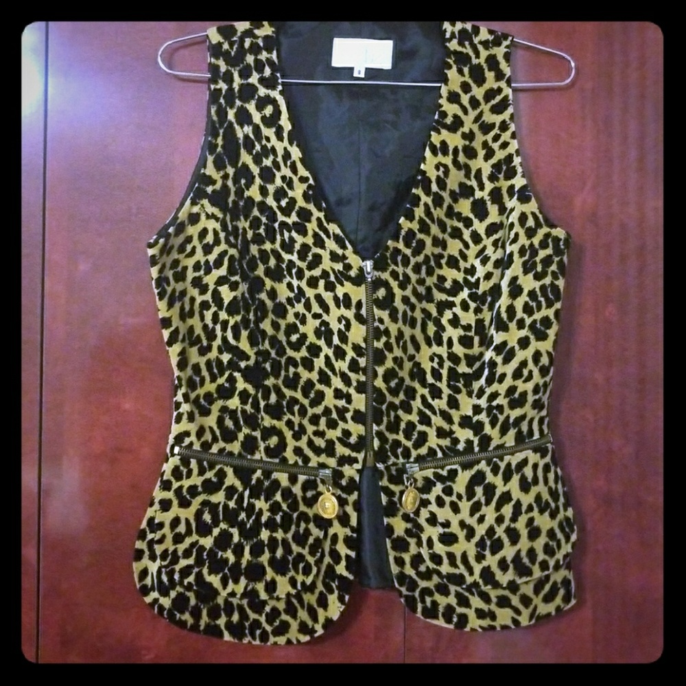 Caché Vintage leopard vest